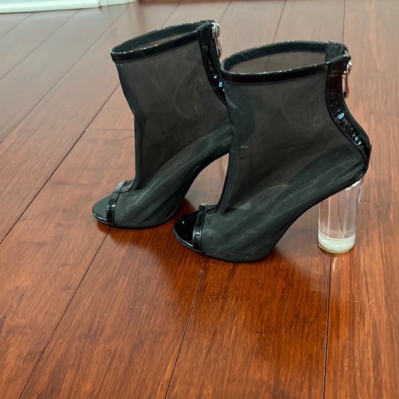 Boots - Picture 1 of 3